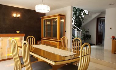 CASA EN VENTA CON ALBERCA COL.LA NORIA
