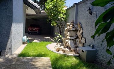 CASA EN VENTA CON ALBERCA COL.LA NORIA