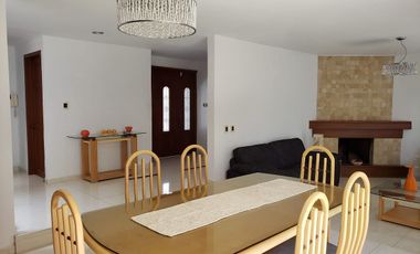 CASA EN VENTA CON ALBERCA COL.LA NORIA