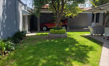 CASA EN VENTA CON ALBERCA COL.LA NORIA
