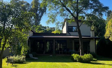 Casa en Loma Verde