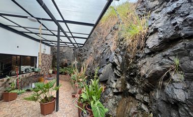 Oportunidad hermosa propiedad en Venta Tres Pisos - Gualaceo