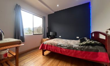 Oportunidad hermosa propiedad en Venta Tres Pisos - Gualaceo