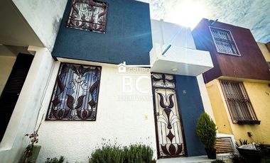 Casa en venta en Jardines del Valle