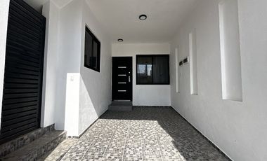 Casa en renta en valle balcones de Santa María