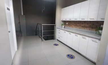 Oficinas en Renta 1,500m2 Cumbres