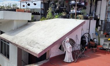 Casa con local comercial, buena ubicación en el Centro de Oaxaca