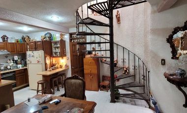 Casa con local comercial, buena ubicación en el Centro de Oaxaca