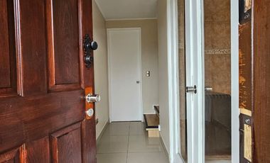 VENTA CASA ESQUINA DOS PISOS EN AVENIDA AUSTRAL