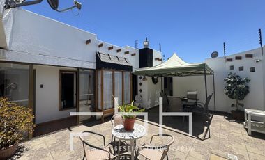 ARRIENDO CASA 5HAB 4BA LA CISTERNA