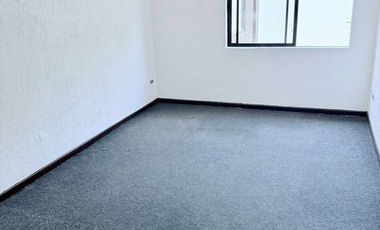 Local Comercial en Arriendo en Av Los castaños a pasos de uno norte