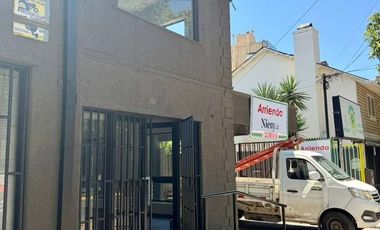 Local Comercial en Arriendo en Av Los castaños a pasos de uno norte