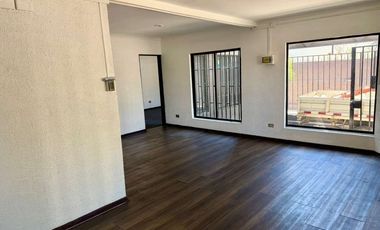 Local Comercial en Arriendo en Av Los castaños a pasos de uno norte