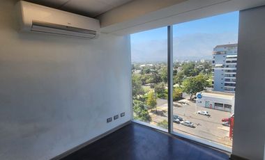 Oficina En Arriendo En Las Condes 3 privados
