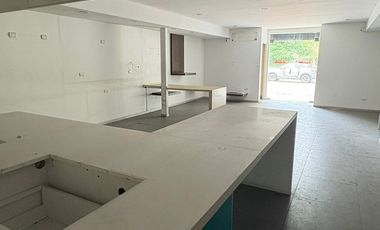 ARRIENDO LOCAL COMERCIAL 7HAB 4BA VITACURA