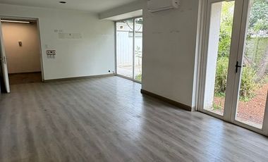 ARRIENDO LOCAL COMERCIAL 7HAB 4BA VITACURA