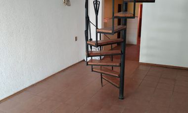 CASA EN BARRIO TRANQUILO TRATO DIRECTO SIN COMISION