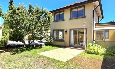 Casa en Venta en San Pedro del Valle, Bayona