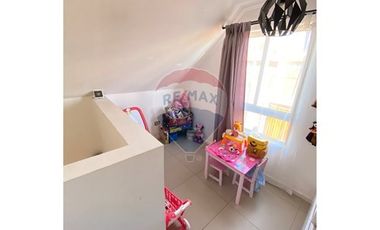 Casa Esquina en Sector  Coviefi