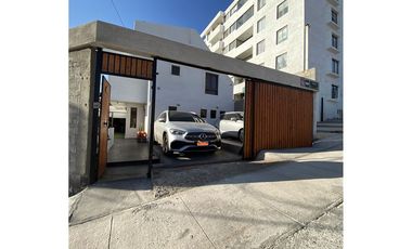 Casa Esquina en Sector  Coviefi