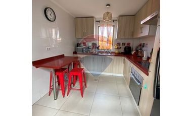 Casa Esquina en Sector  Coviefi