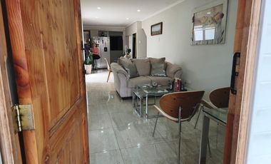 Tu nuevo Hogar. Hermosa casa de dos pisos.