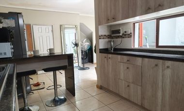 Tu nuevo Hogar. Hermosa casa de dos pisos.