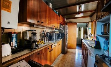 Hermosa Casa  en Macul