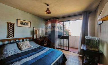 Hermosa Casa  en Macul