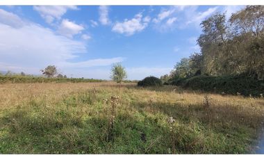 SE VENDE PARCELA  EN LINARES