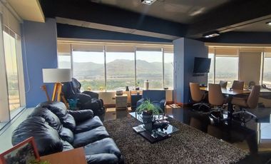 Amplia Oficina en Complejo El Cortijo