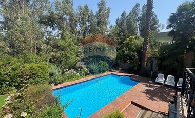 Preciosa casa Quinchamalí 5D+4B piscina