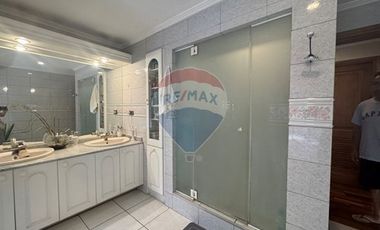 Preciosa casa Quinchamalí 5D+4B piscina