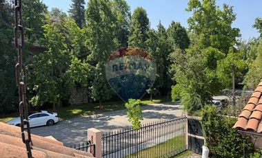 Preciosa casa Quinchamalí 5D+4B piscina