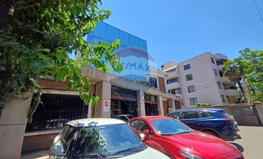 Gran casa oficina / Contramaestre Micalvi