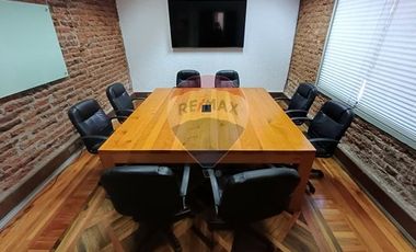 Gran casa oficina / Contramaestre Micalvi