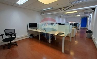 Gran casa oficina / Contramaestre Micalvi