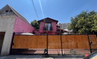 Hermosa casa en arriendo Ñuñoa 4D+2B+2E+1B