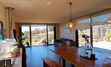 Casa frente al mar en Punta de Lobos