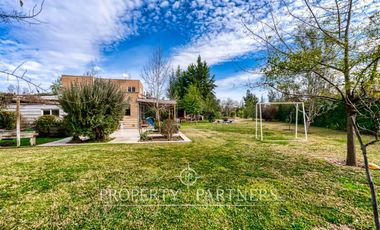 2 casas independientes en condominio consolidado con pozo propio