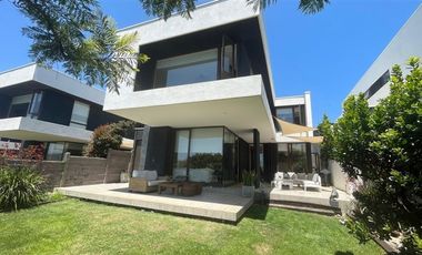 Casa en Venta en Pinares de montemar 462