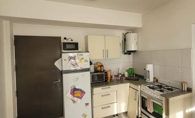 Departamento sobre Yrigoyen al 100 en Moreno Centro