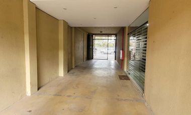 Departamento sobre Yrigoyen al 100 en Moreno Centro