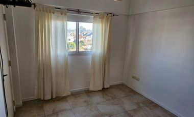 ALQUILER DE DEPARTAMENTO DOS AMBIENTES  - CASTELAR NORTE