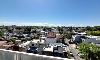 Florida - amplio y Luminoso Departamento de 3 amb con Balcones!