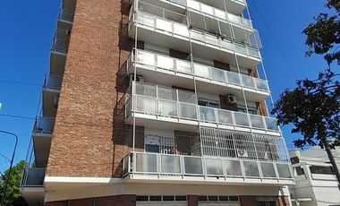 Florida - amplio y Luminoso Departamento de 3 amb con Balcones!