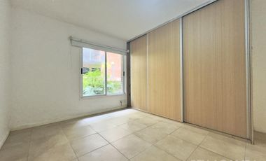 5 AMBIENTES VENTA FLORIDA COCHERA COMPLEJO CERRADO CON AMENITIES