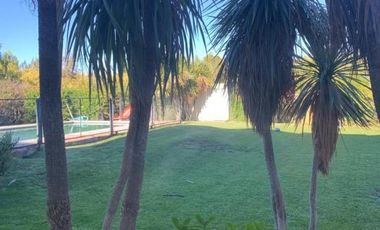 Casa en Barrio Los Olivos - Neuquén