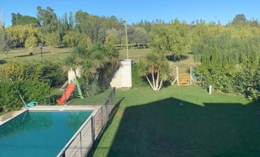 Casa en Barrio Los Olivos - Neuquén