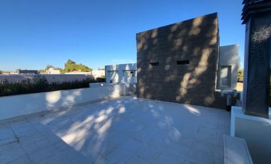 Hermosa propiedad en el Barrio Comahue Golf Club